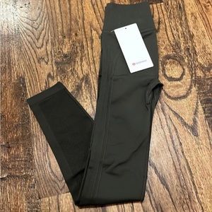 Lululemon NWT Ebb to Street Tight Leggings Dark Olive Size 2